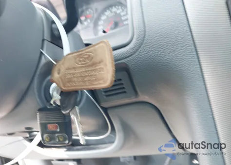 2005 Ford Freestyle Se from USA, damaged, VIN 1FMZK01105GA42252